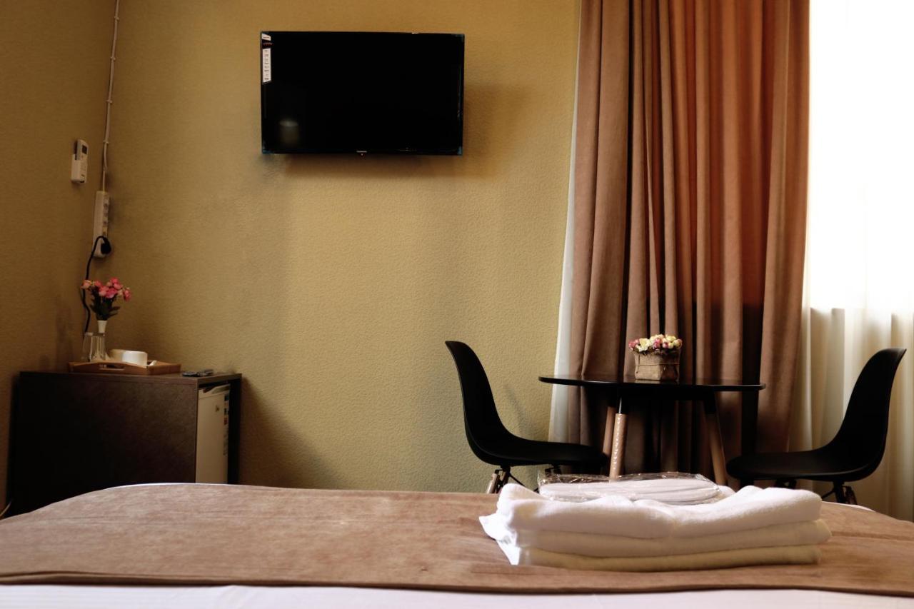 Sisno Hotel Tbilisi Exterior photo
