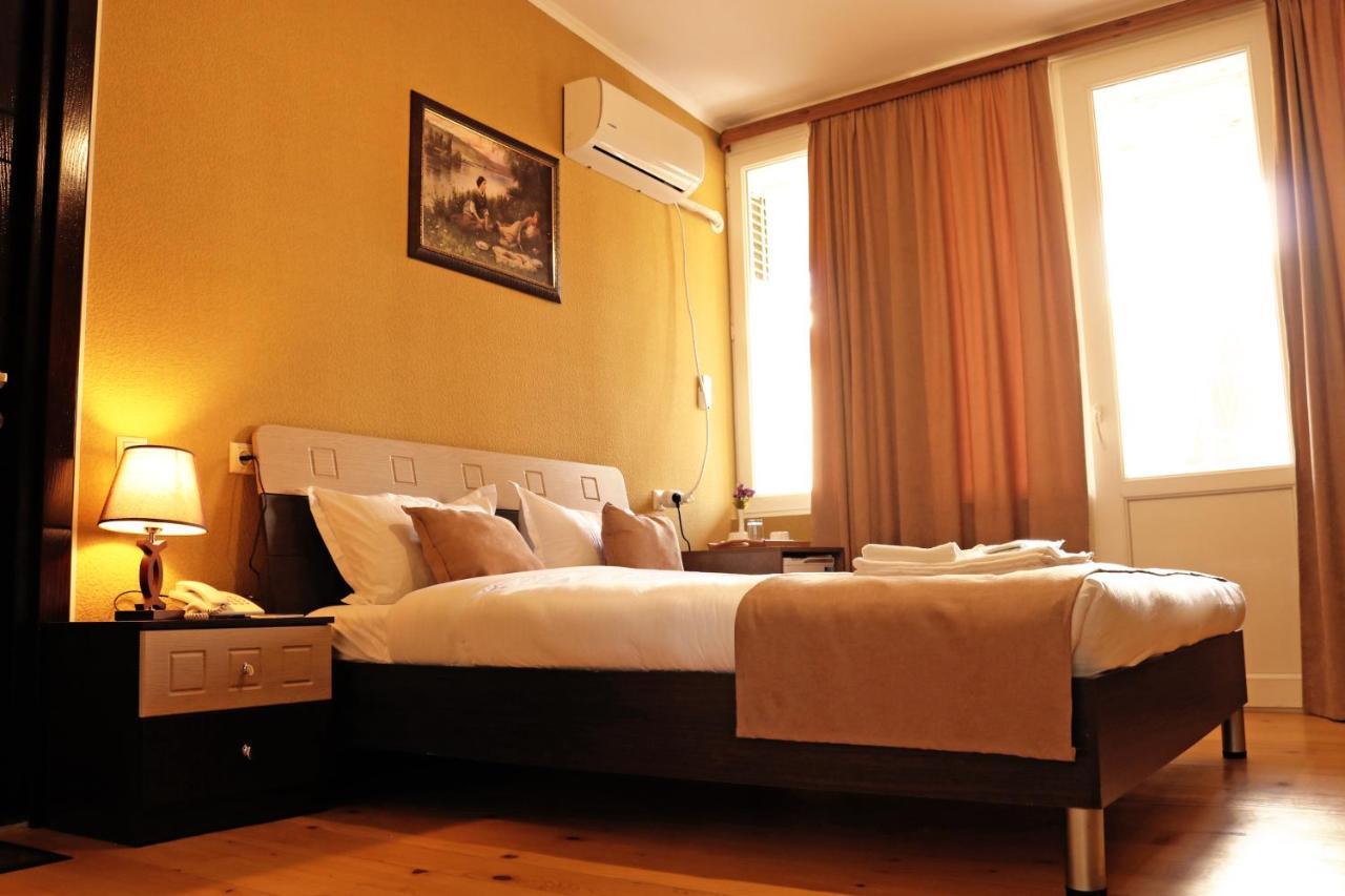 Sisno Hotel Tbilisi Exterior photo